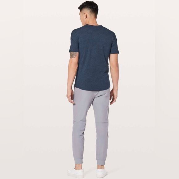 Lululemon 5 Year Basic Tee in Heathered Nautical‎ Navy M - Picture 3 of 5